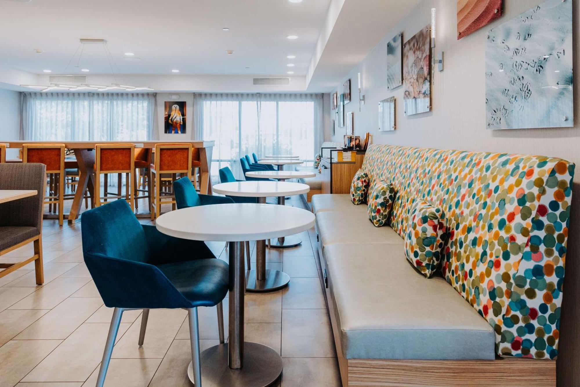 Hampton Inn Rehoboth Beach Exterior photo